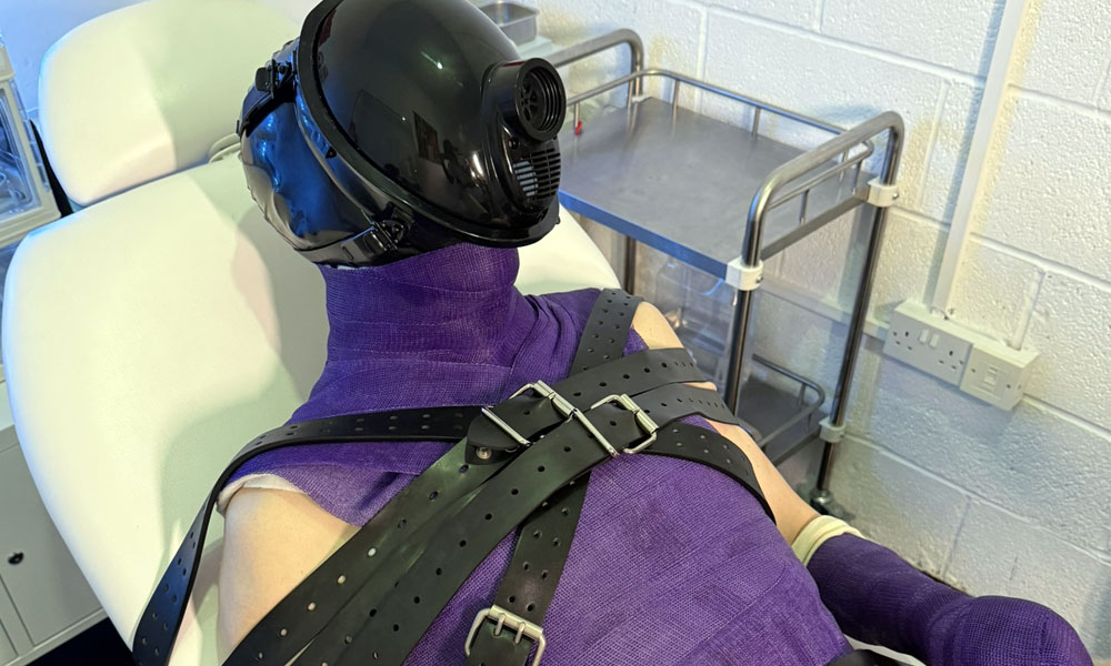 Manchester Mistress Trans Latex Mistress Lizzy Kinks Fetishes Feature Image 4