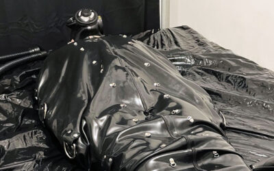 Heavy Bondage 101: The Difference Between “Tied Up” and “Owned”